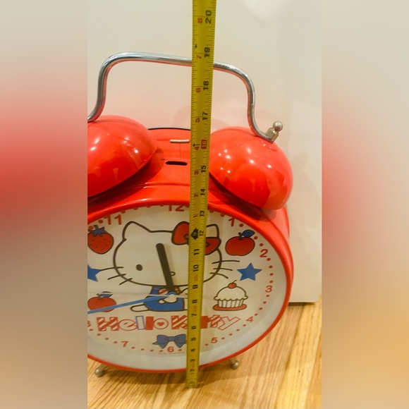 🎀🛍🎀GIANT HELLO KITTY ALARM CLOCK🛍🎀🛍🎀 - Picture 11 of 11
